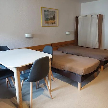 Calme Avec Balcon Pour 4 Personnes A - Fr-1-512-96 شقة *